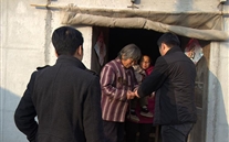 “天寒人心暧、职企一家亲”—成武县潜能燃气公司领导“送温暖”慰问困难职工家属